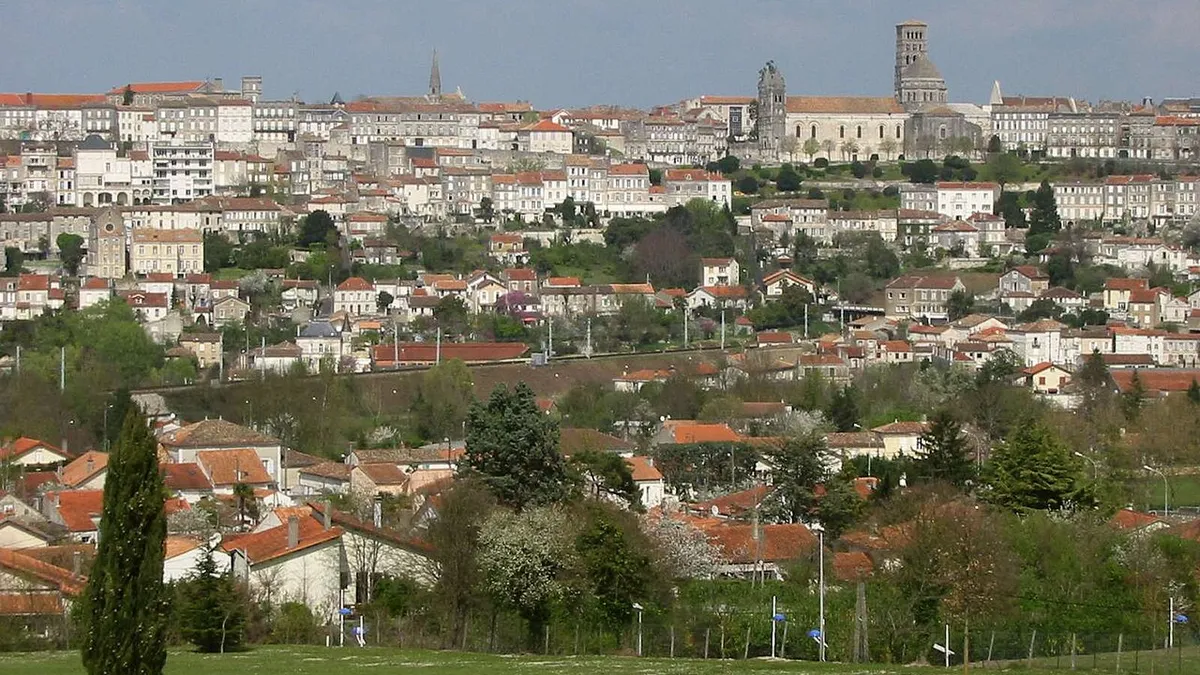Angoulême : la ville haute sur son plateau