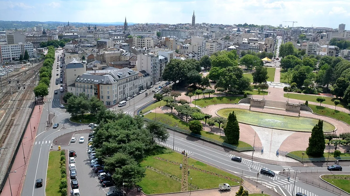 Limoges : le centre-ville et le champ de Juillet vus d’en haut