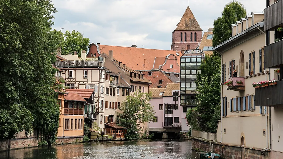 Strasbourg : la Petite France au bord de l’Ill