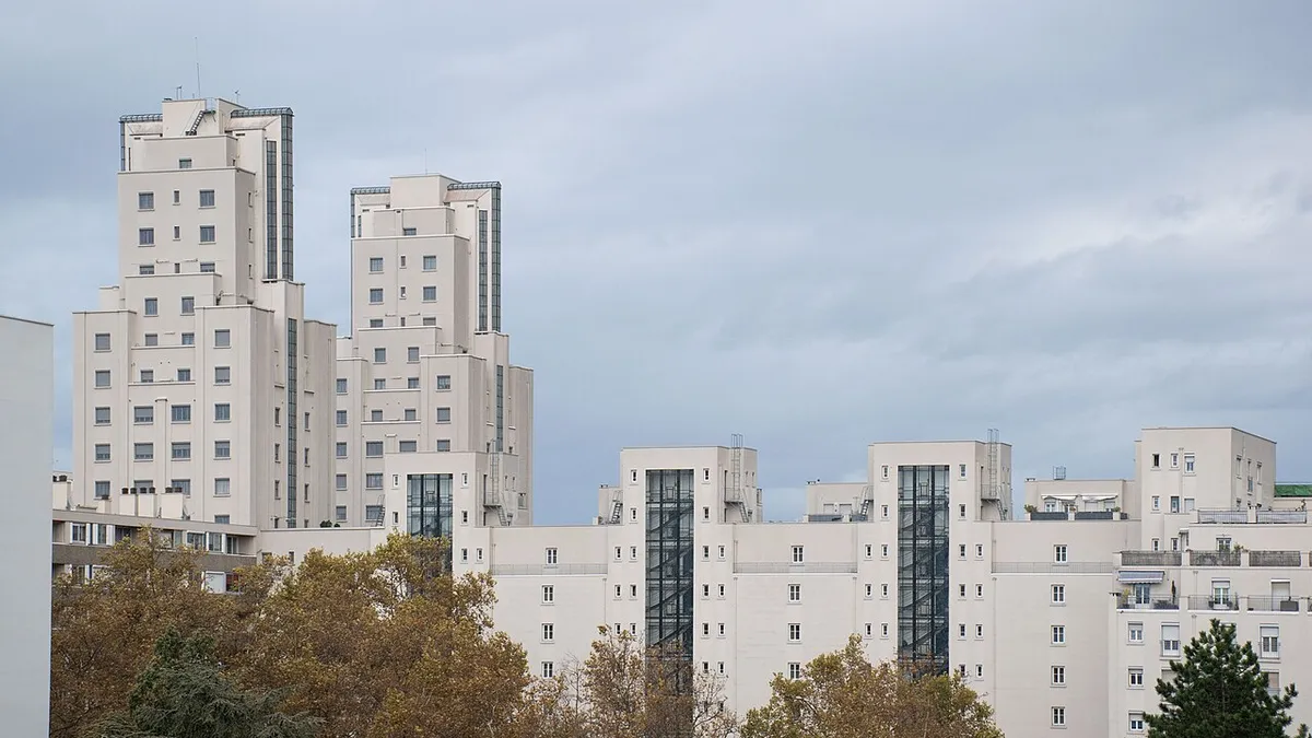 Villeurbanne : les Gratte-Ciel